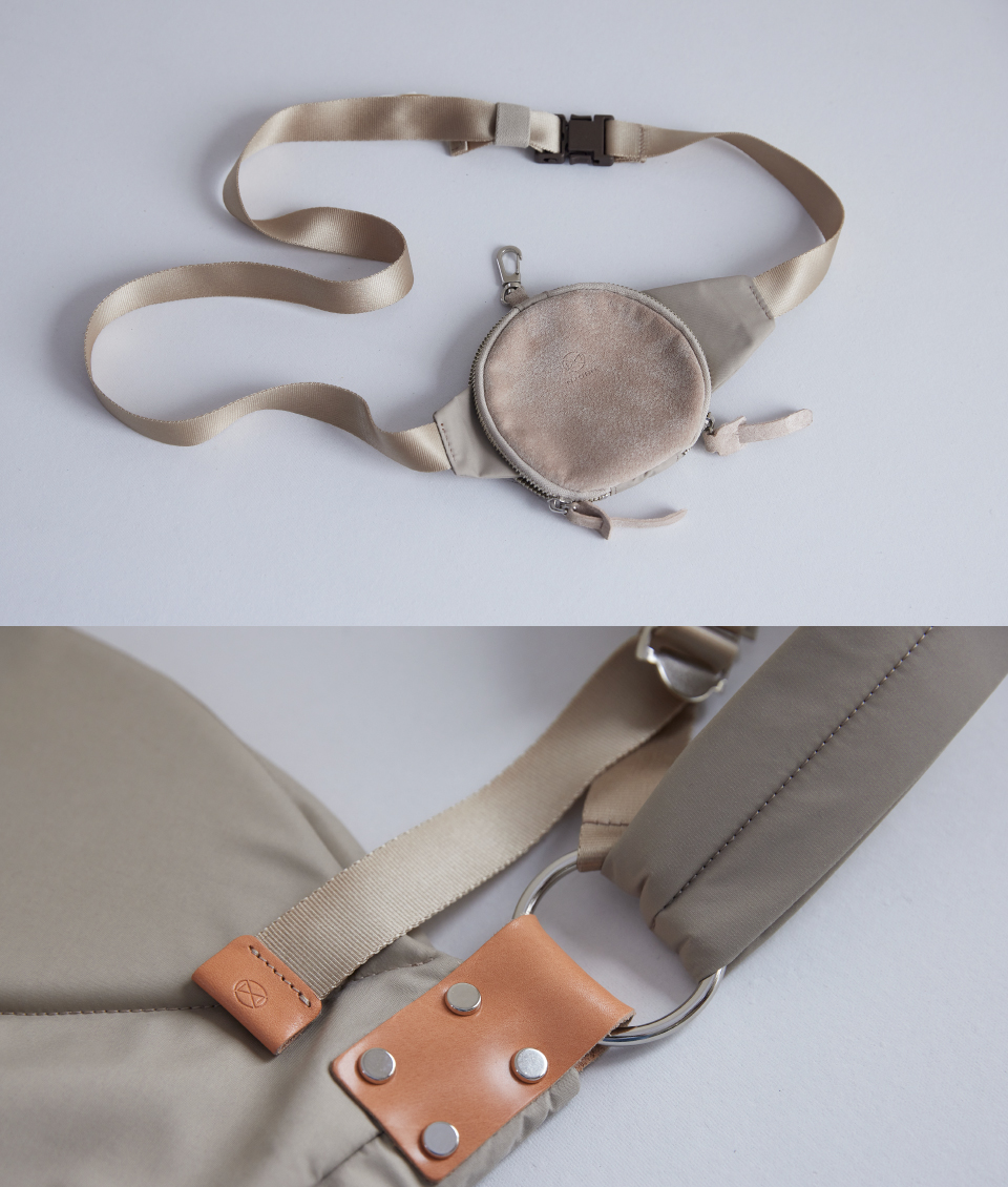 pouch/leather